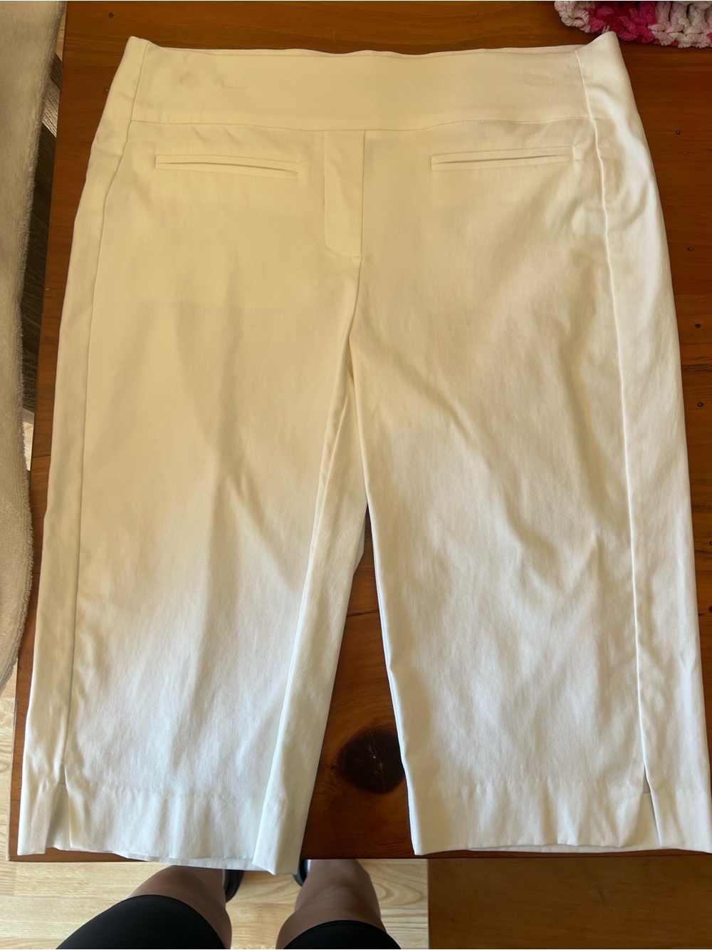 Apt. 9 Cream White Bermuda Shorts